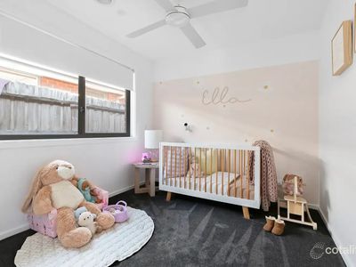 13 Annand Close, Cranbourne West