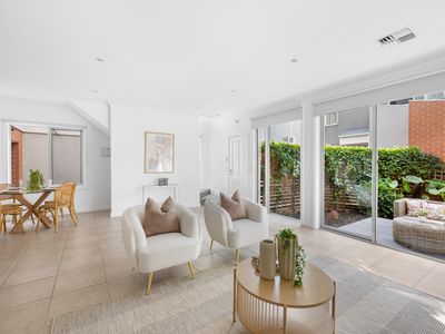 4 / 2 Bellairs Avenue, Seddon