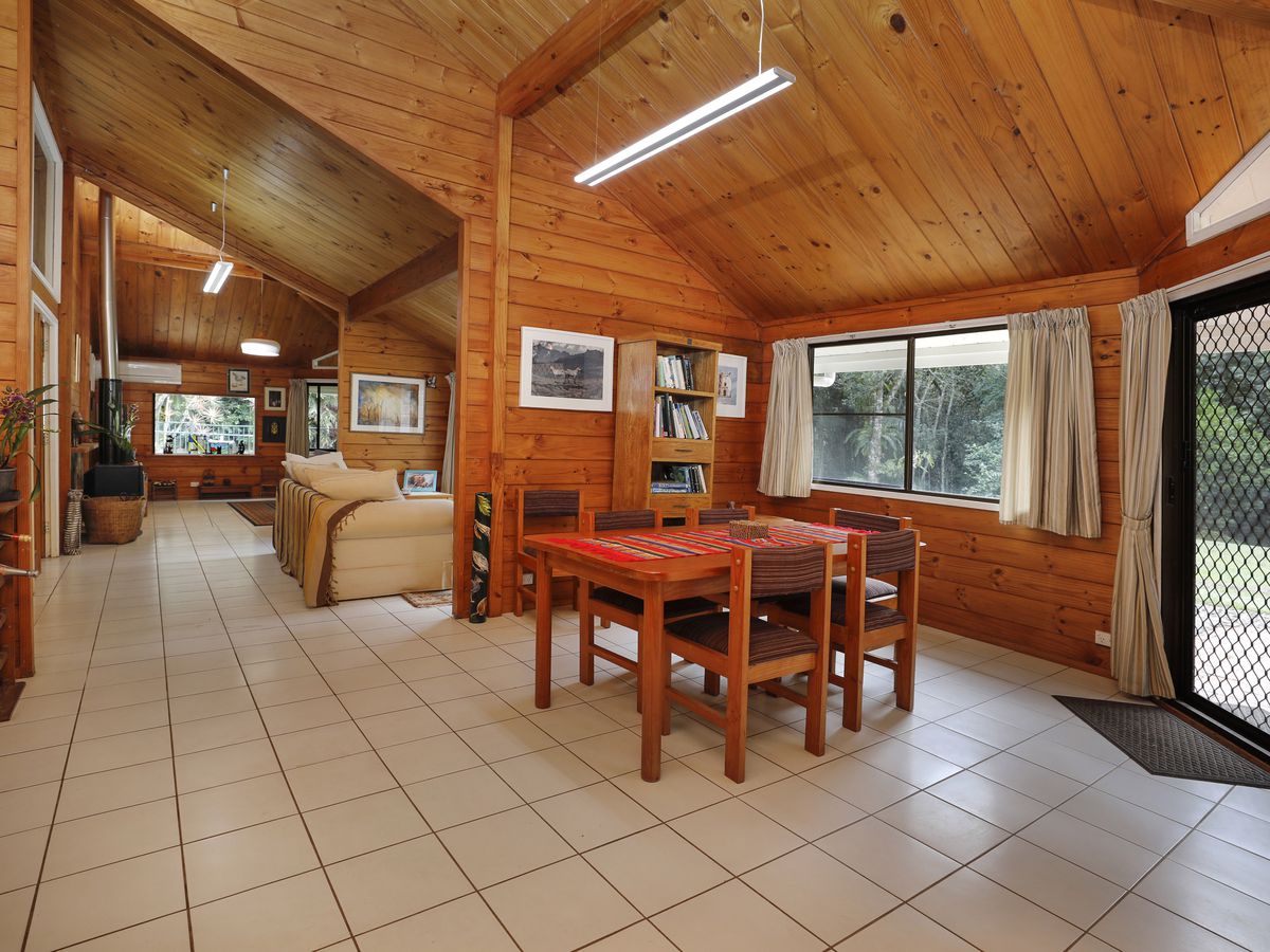 75 Winfield Road, Lake Eacham