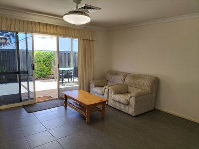 9 Ellen Brook Drive, The Vines