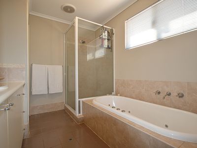 11 / Manilinha Drive, Boodarie