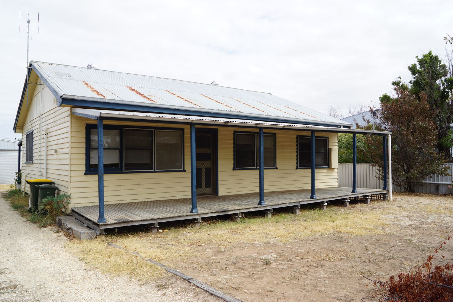 15 Alexander Avenue, Horsham