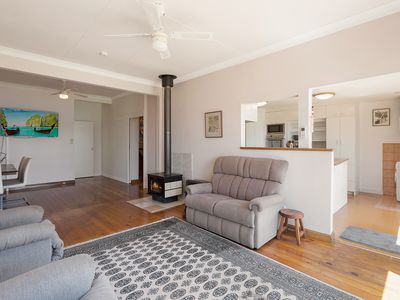 17 Myuna Street, Dalmeny