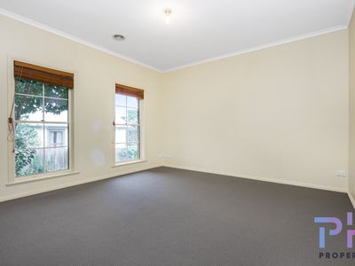 2 / 10 Malcolm Street, Quarry Hill