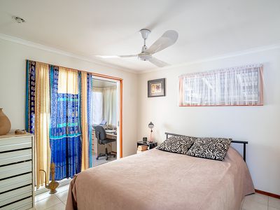 4 Byron Street, Scarness