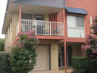 71 / 316  Long Street East , Graceville