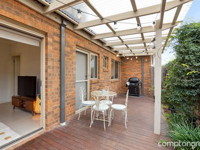2 / 21 Basil Street, Newport