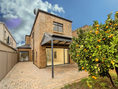 2A Osborn Terrace, Plympton