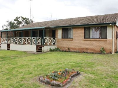 28 Caines Crescent, St Marys