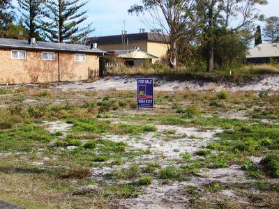 50-56 Manning Street, Tuncurry