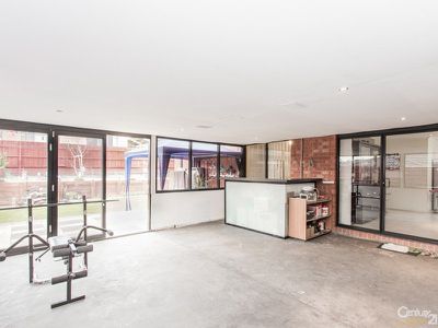 8 Niagara Court, Hampton Park