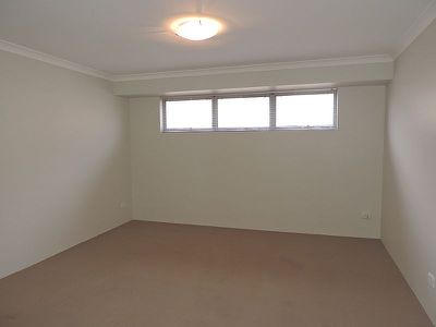 22 Geographe Bay Pass, Secret Harbour