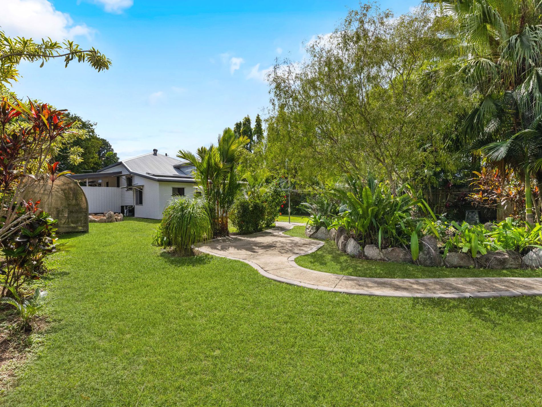 40 Barr Street, Edmonton