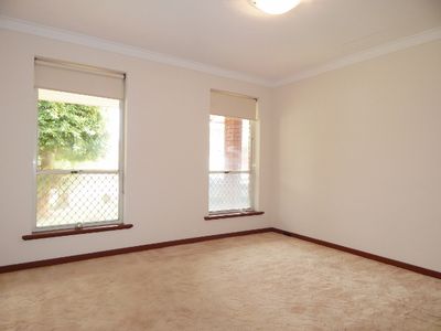 2B Arundale Crescent, Wembley Downs