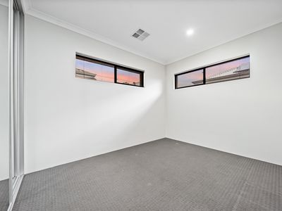 3 Yakka Way, Wandi