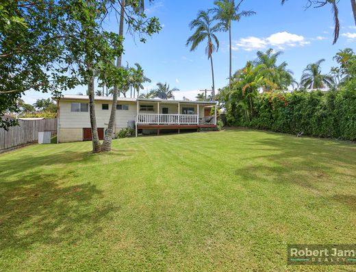 Tidy home in great location. image 4