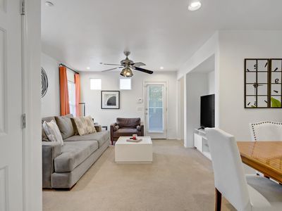 9157 Acclamation Ct, Las Vegas, NV, International