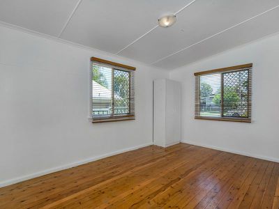 12 Shiel, Rangeville