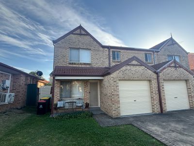 4 Sugarwood Grove, Greenacre