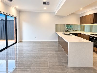 42 Orientation Avenue, Tarneit