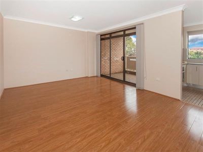 11 / 2-4 Keira  St, Wollongong