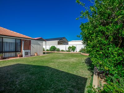 5 Emerald Way, Australind