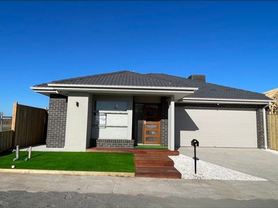 4 Fiorello Street, Wyndham Vale