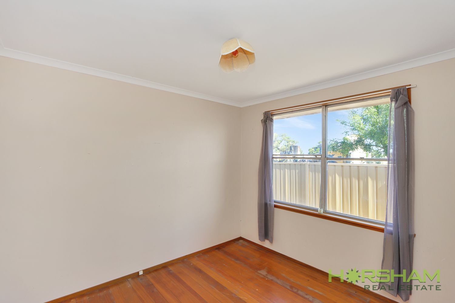 2 Bleakley Street, Horsham
