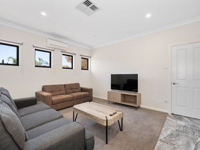 29 Gatacre Drive, Somerville