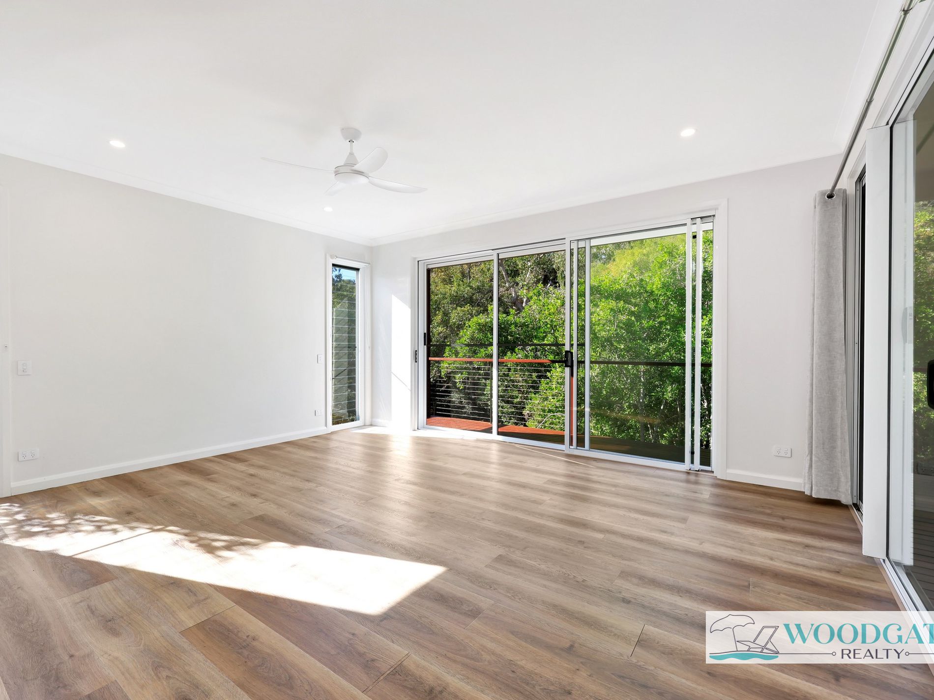 5 OCEAN VIEW DRIVE, Woodgate