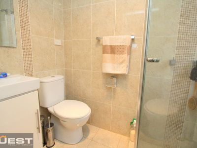 6 Merlen Crescent, Yagoona