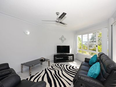 3 / 325 Esplanade, Scarness