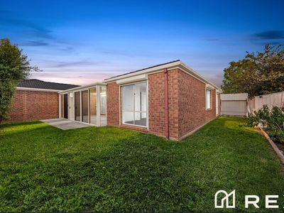 23 Emmer Green Retreat, Cranbourne East