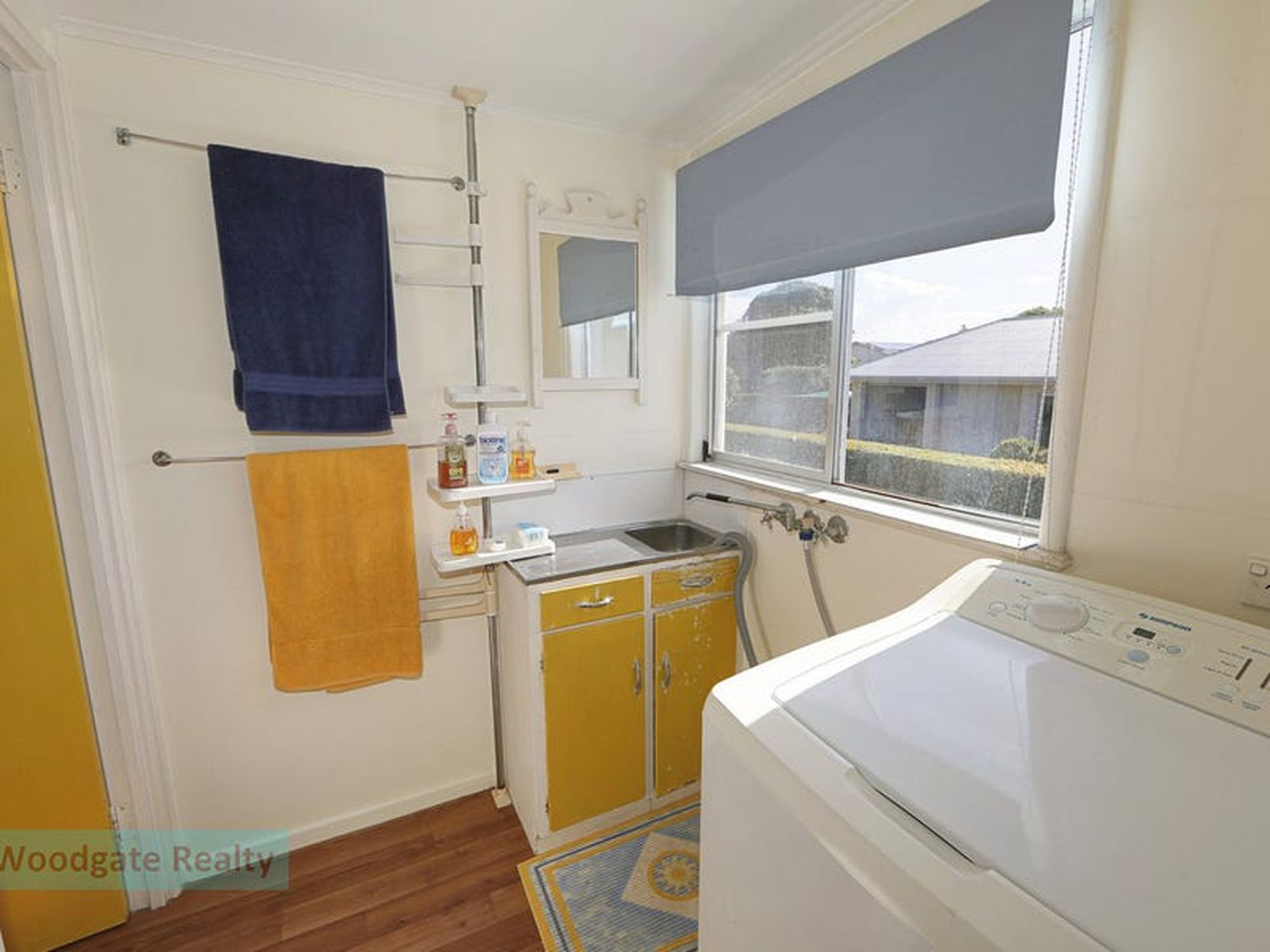 75 Esplanade, Woodgate