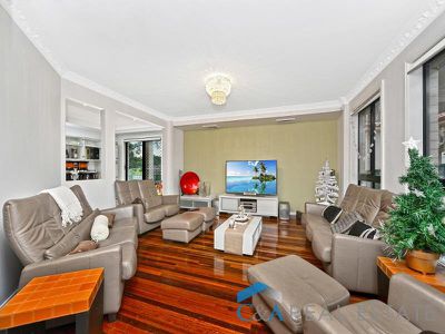 12 Thorpe Pl, Abbotsbury