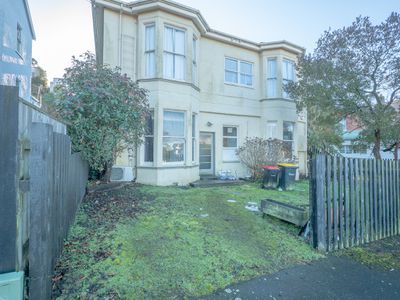 1 / 72 Manor Place, Dunedin Central