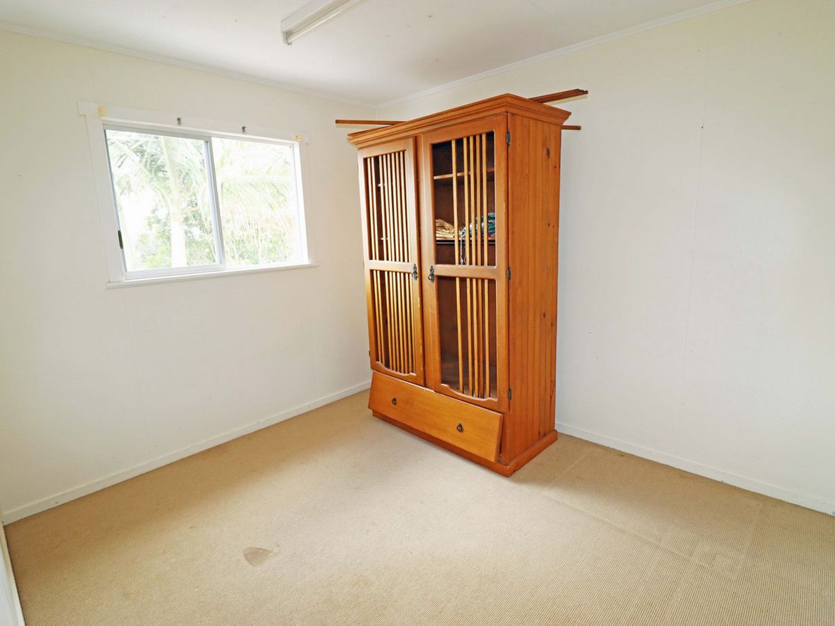 14 Azalea Street, Atherton