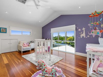 90 Stradbroke Ave, Wynnum