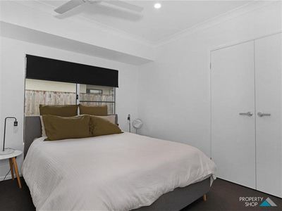 16 Porcupine Way, Mount Peter