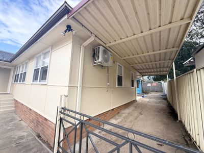 12 Ellis Crescent, Miller