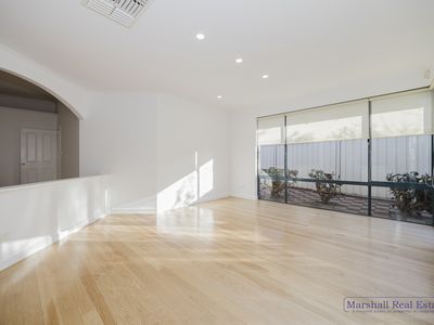 35 Staunton Vale, Carramar