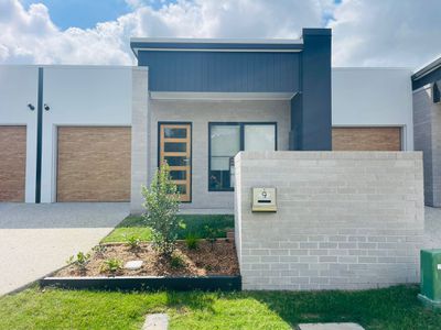 9 Creek Parade, Morayfield