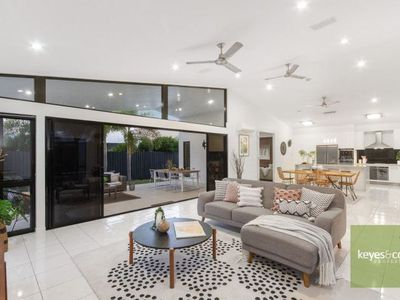 4 Waterdale Pocket, Idalia