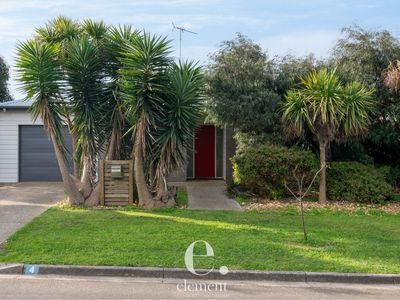 4 Arlington Crescent, Ocean Grove