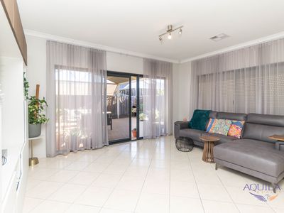 10 Glenallen Way, Ellenbrook
