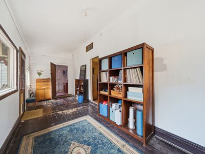 110 Bassett Lane, Hilldene