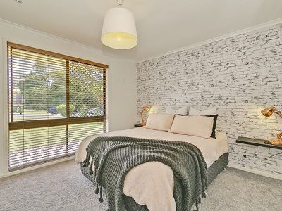 10 Monica Street, Rochedale South