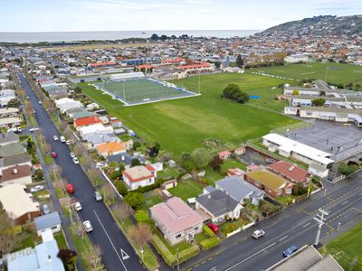 195 Macandrew Road, South Dunedin