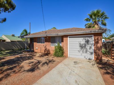 6 Conliffe Place, South Kalgoorlie