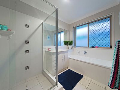 8 Venn Court, Wynnum West